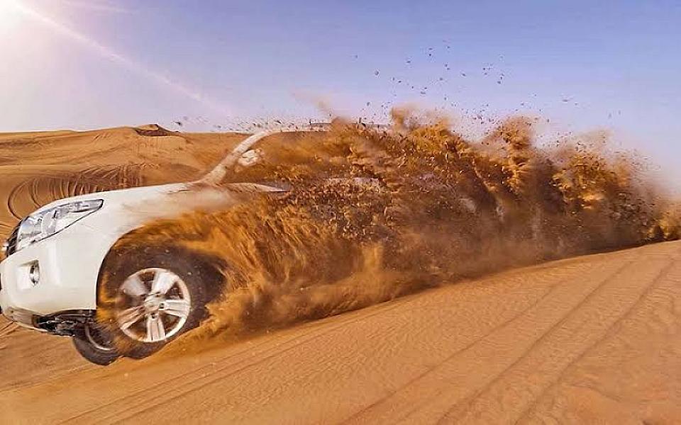 Desert Safari Abu Dhabi - Image 1