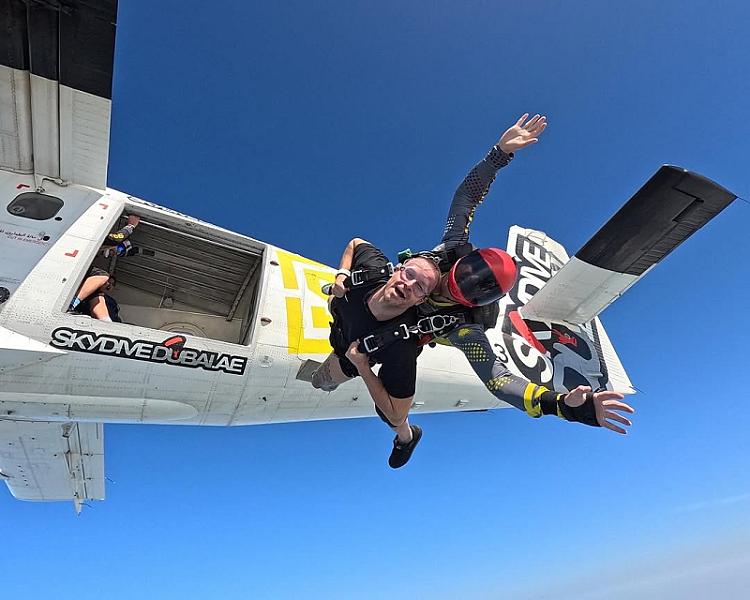 Skydive Dubai thumbnail 2